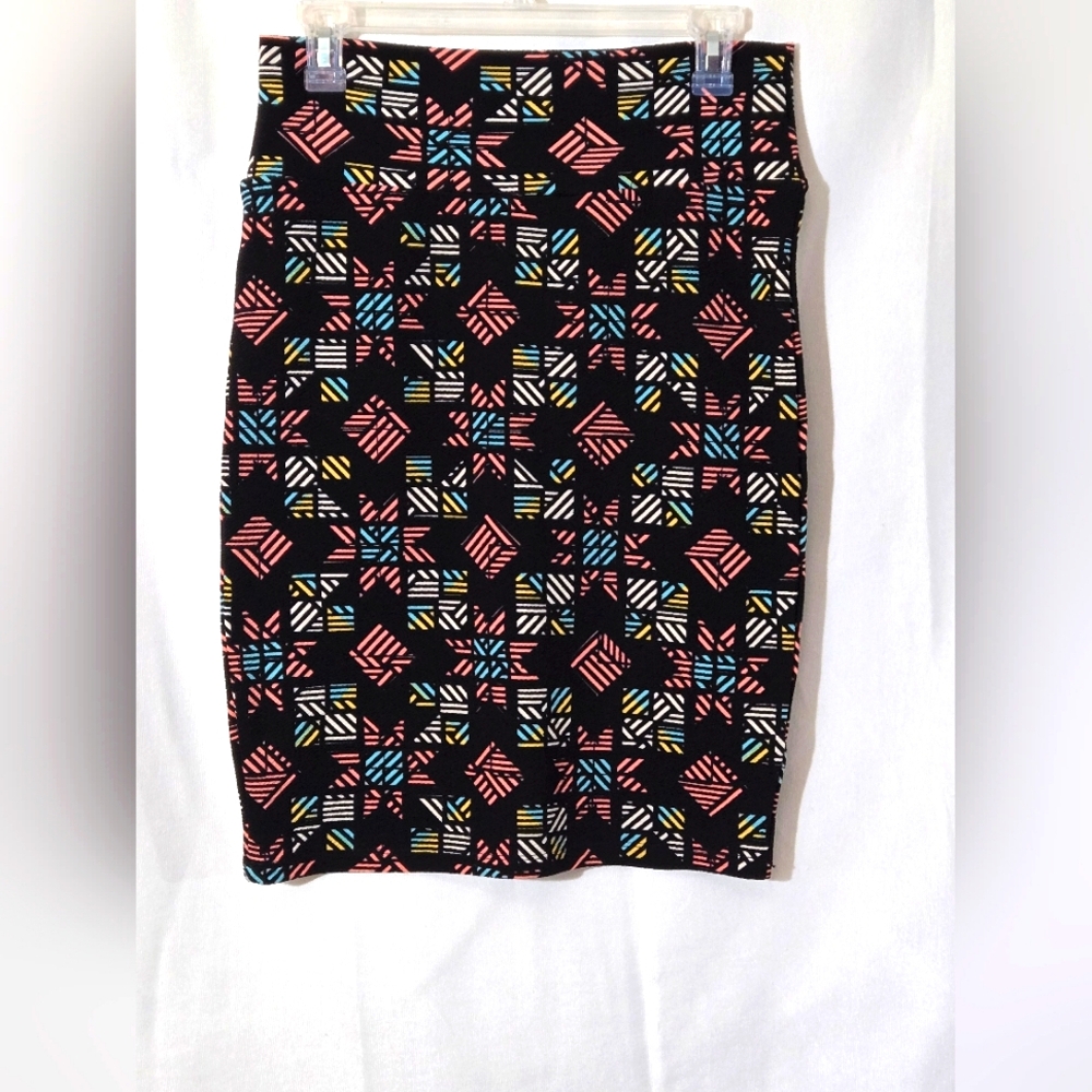 LuLaRoe Stretchy, Comfy Skirt. Just Past Knee Length. NWOT